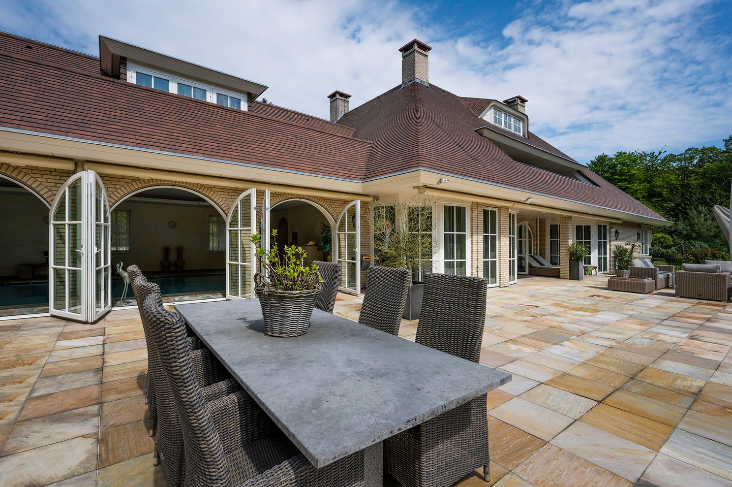 Foto 25 van Naarderstraat 89