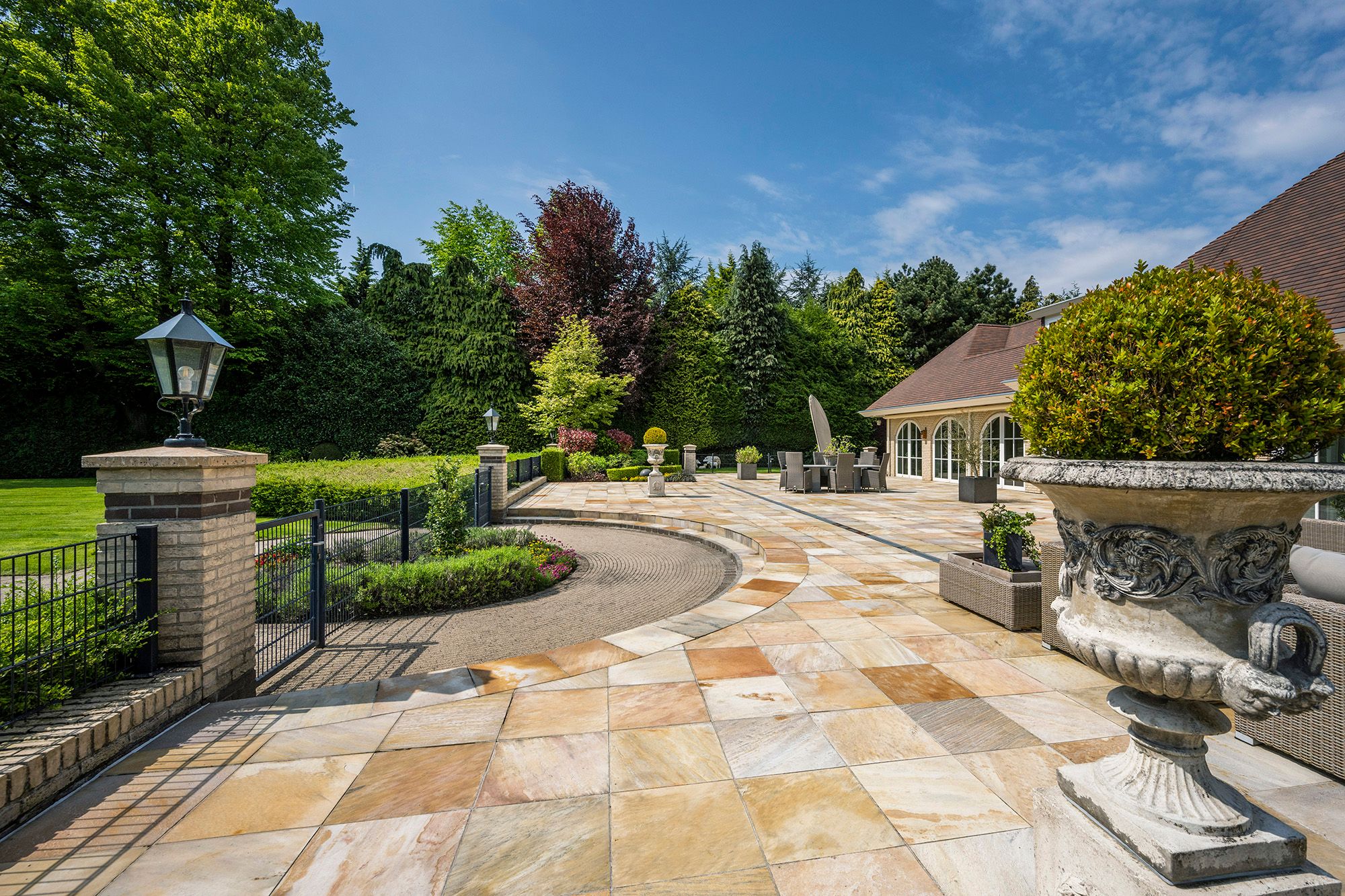 Foto 27 van Naarderstraat 89