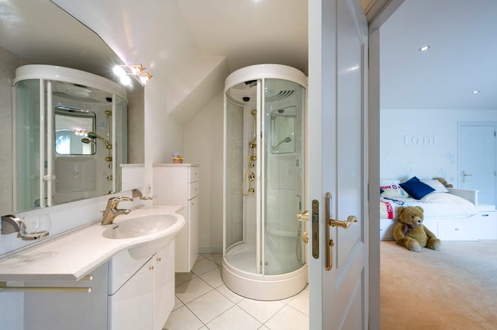 Photo 47 of Naarderstraat 89