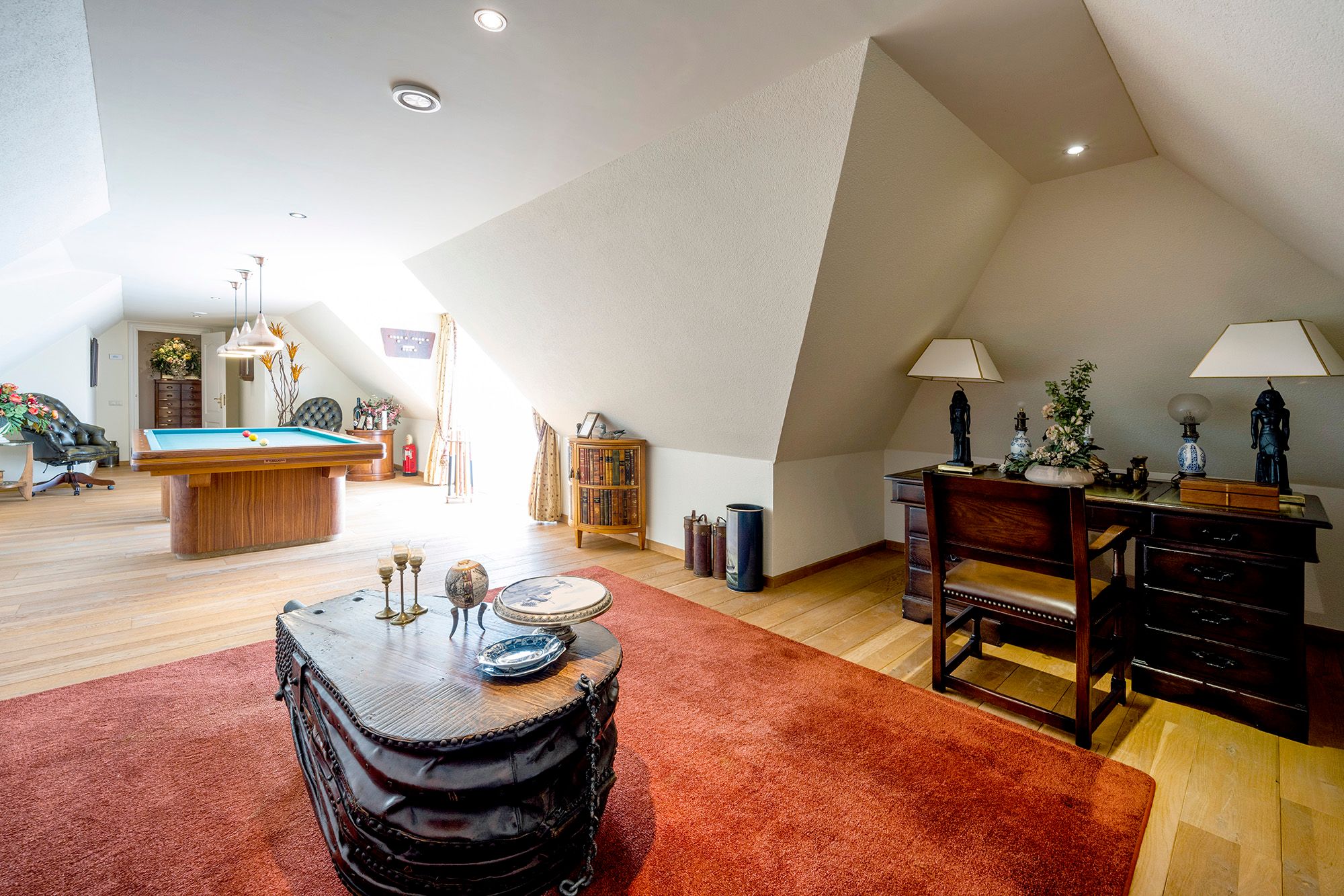 Foto 48 van Naarderstraat 89