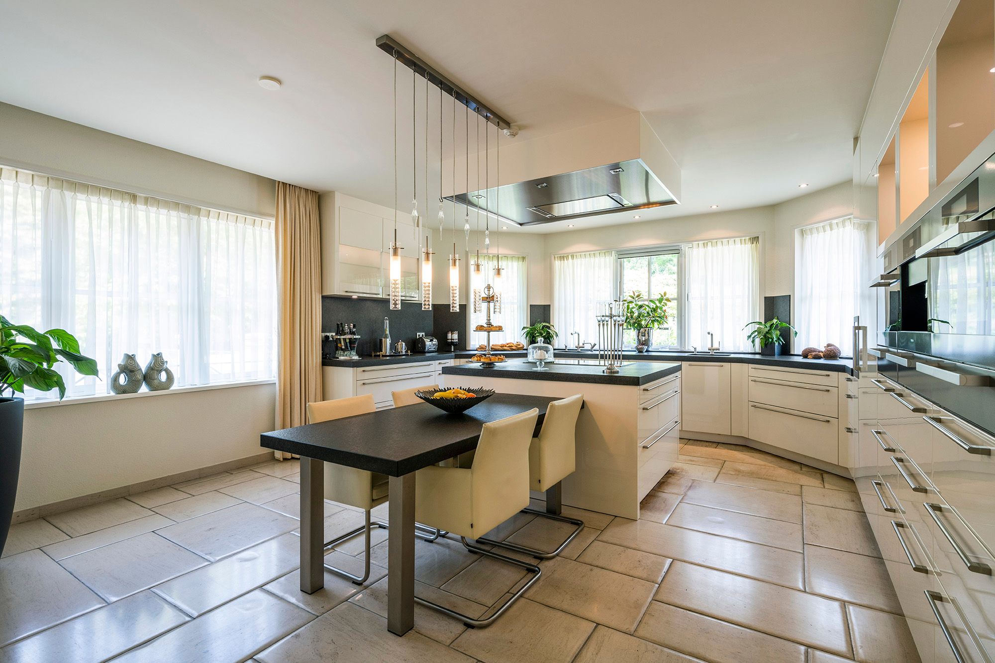 Foto 30 van Naarderstraat 89