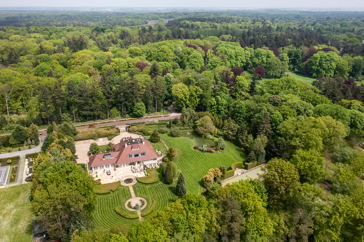 Photo 3 of Naarderstraat 89