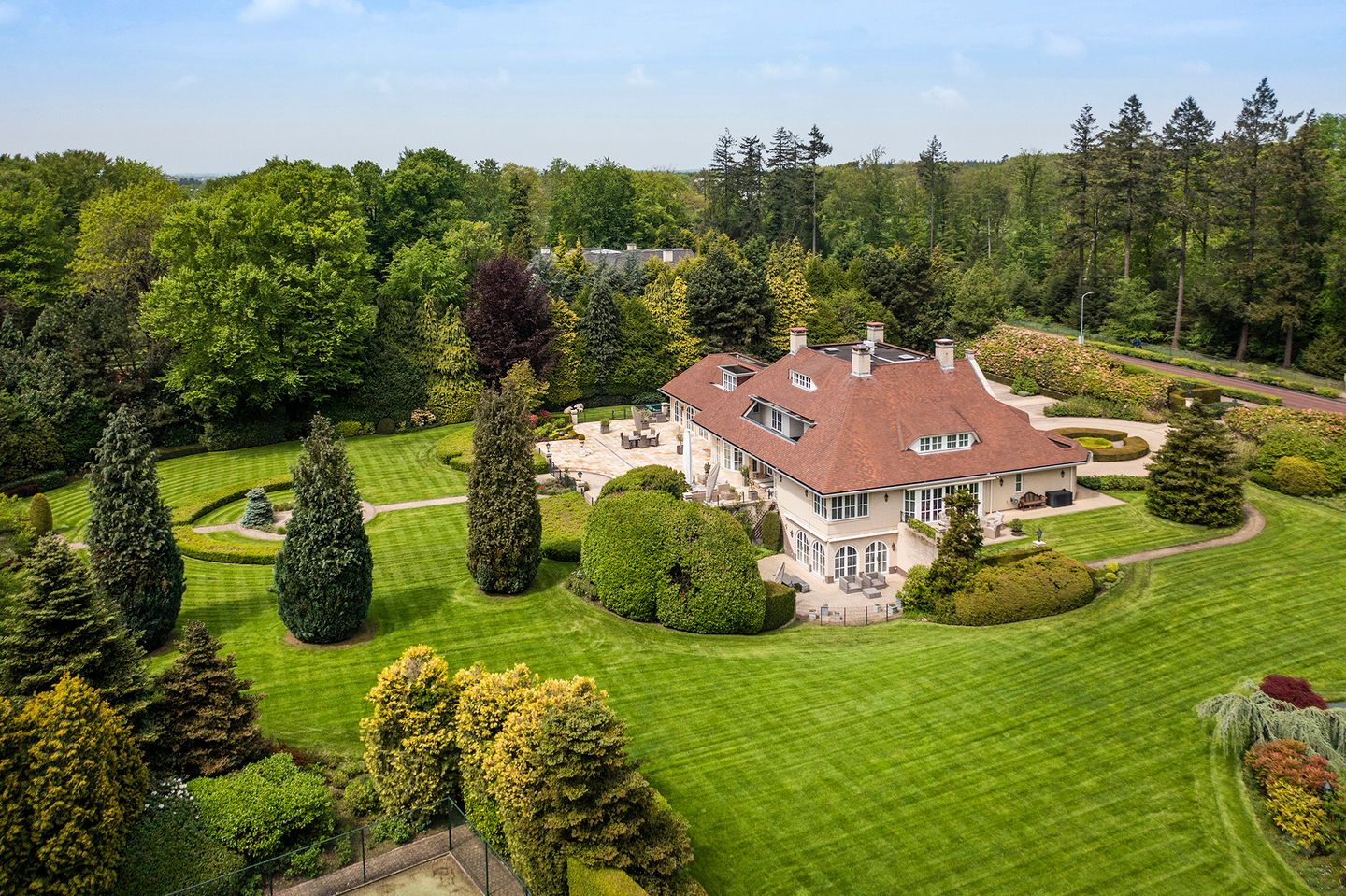 Foto 64 van Naarderstraat 89