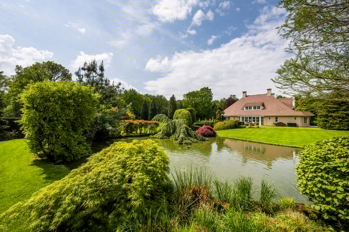 Photo 67 of Naarderstraat 89