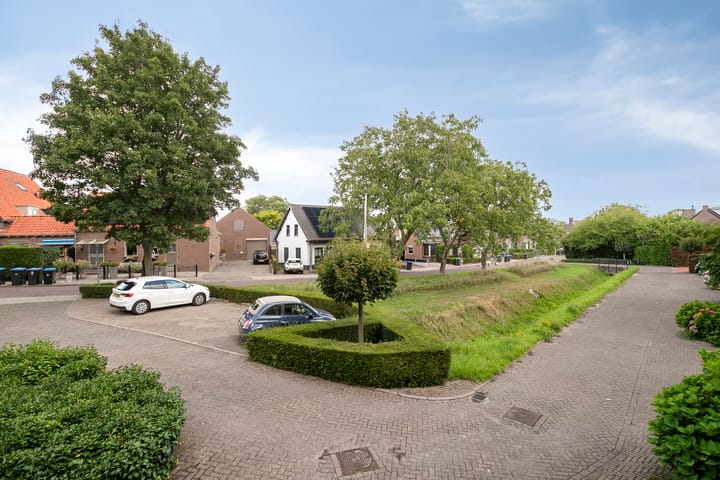 Photo 25 of Waalzicht 1