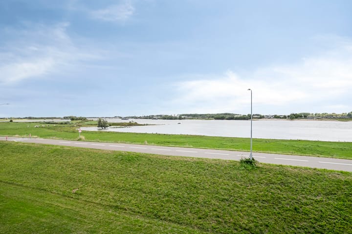 Photo 49 of Waalzicht 1