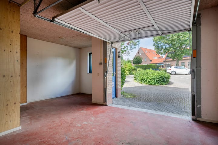 Photo 53 of Waalzicht 1