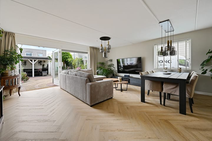 Foto 14 van Pijlkruidveld 37