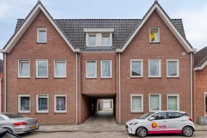 Foto 39 van Voorstraat 56-A