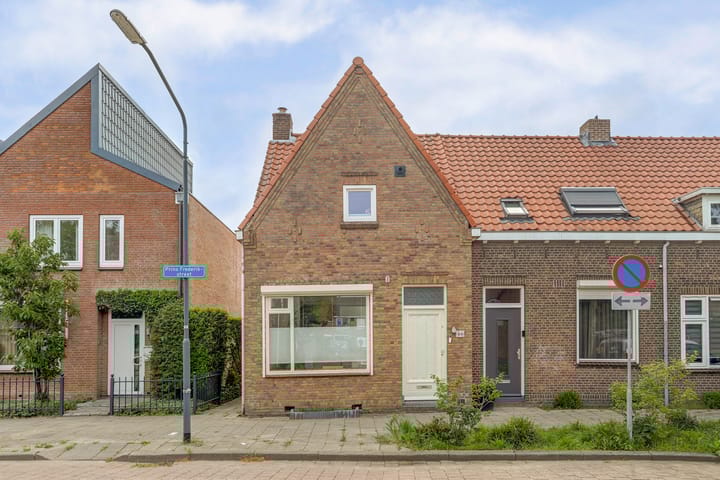 Photo 6 of Prins Frederikstraat 46