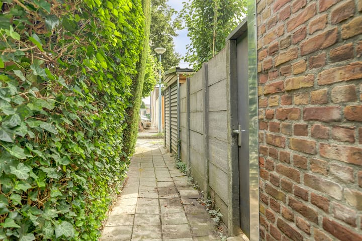 Photo 35 of Prins Frederikstraat 46