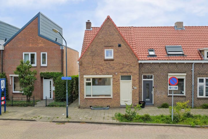 Photo 36 of Prins Frederikstraat 46