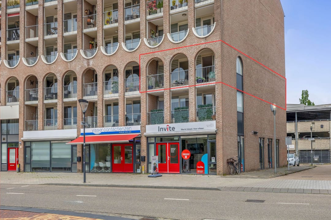 Foto 1 van Stationsplein 27