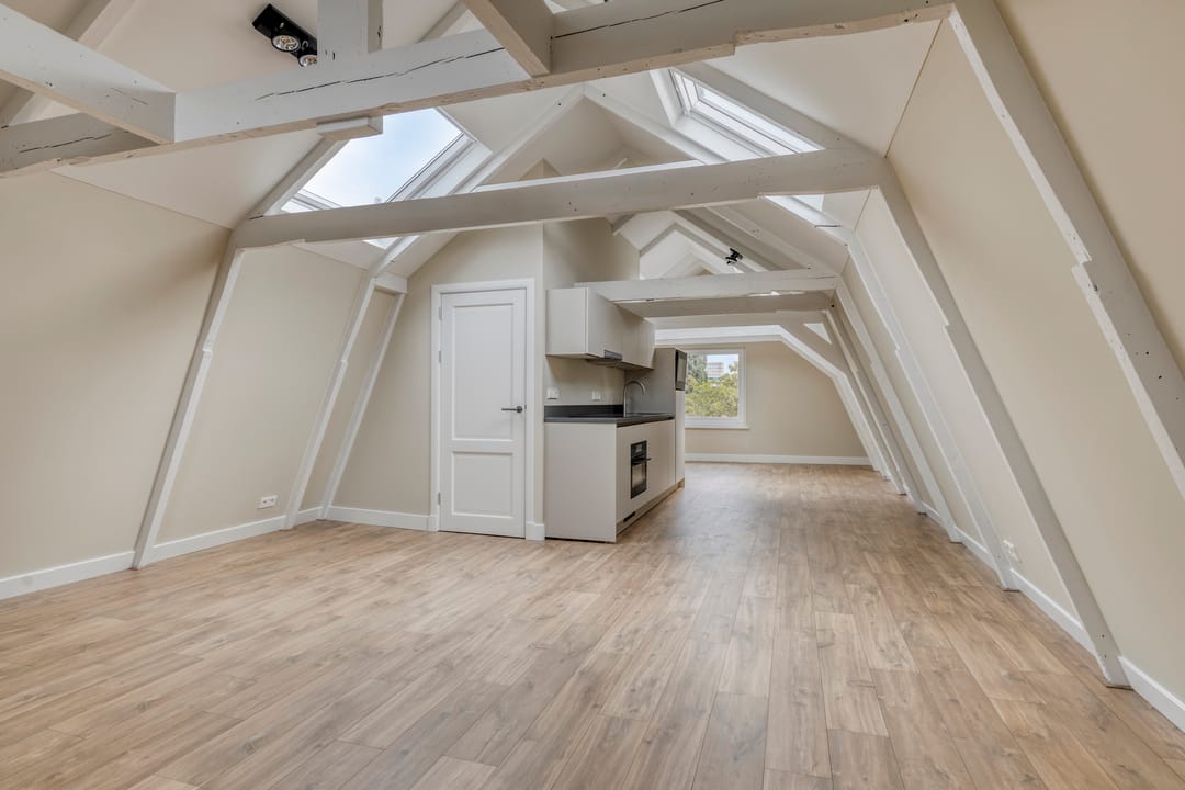 Photo 2 of Van Woustraat 39-3