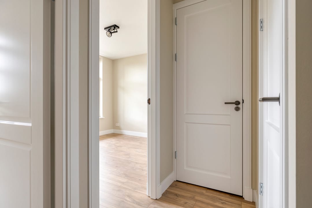 Photo 11 of Van Woustraat 39-3