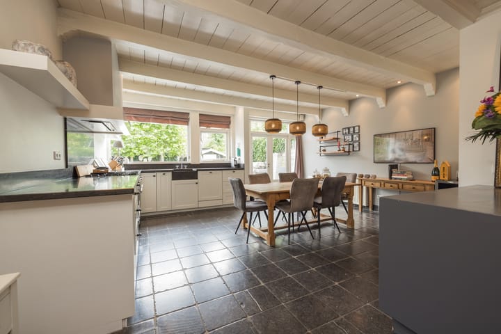 Foto 9 van Voorstraat 45