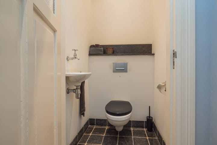 Foto 18 van Voorstraat 45