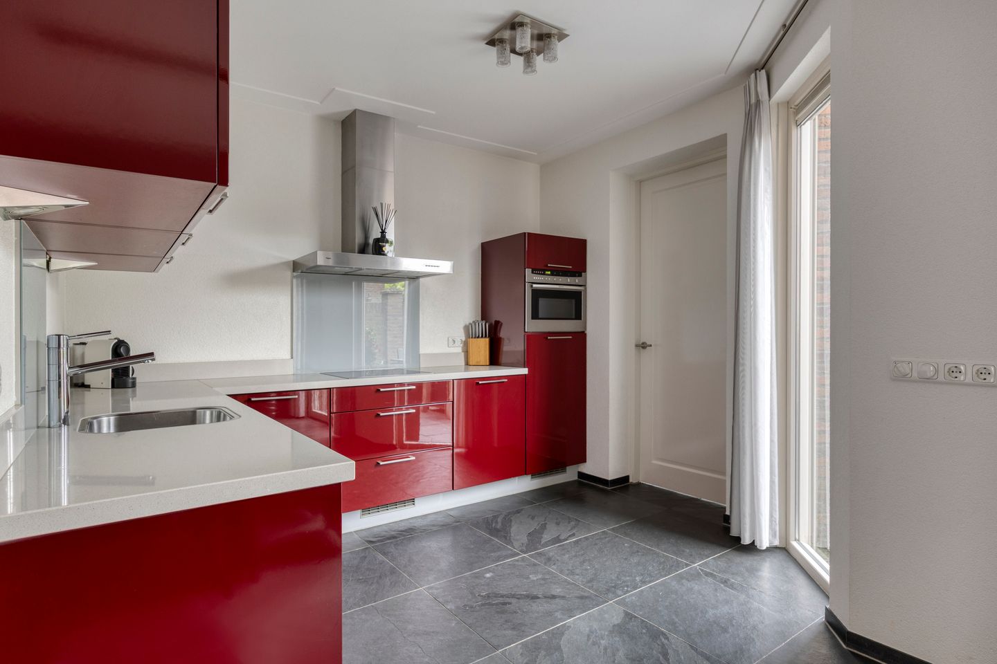 Foto 10 van den Bond 3