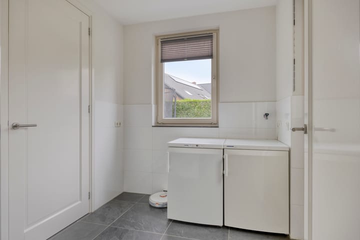 Foto 22 van den Bond 3