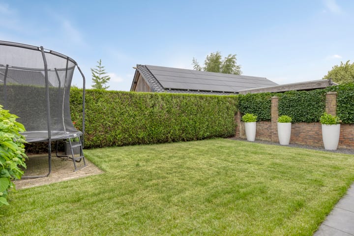 Foto 29 van den Bond 3