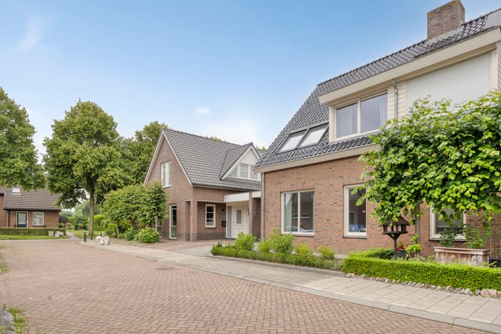 Foto 30 van den Bond 3