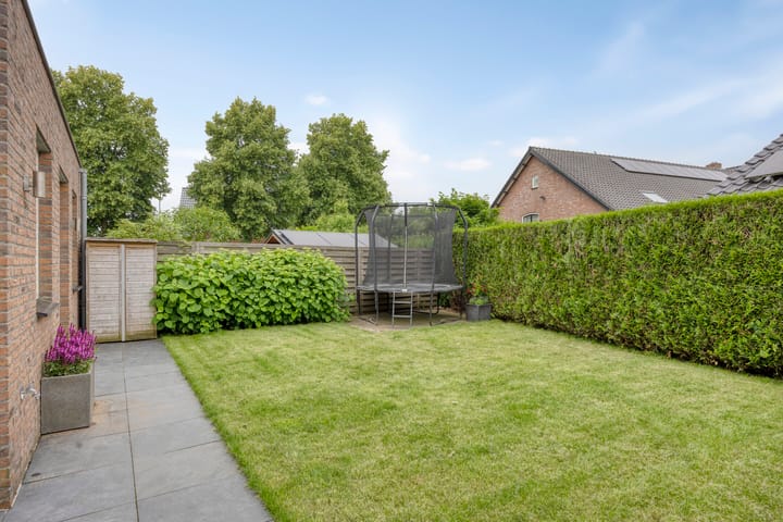 Foto 25 van den Bond 3