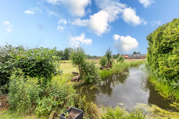 Photo 2 of Margrietlaan 26