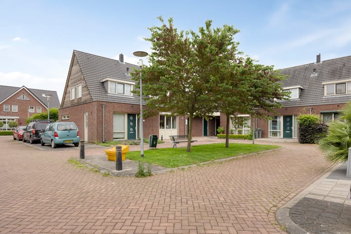 Foto 31 van den Bond 3