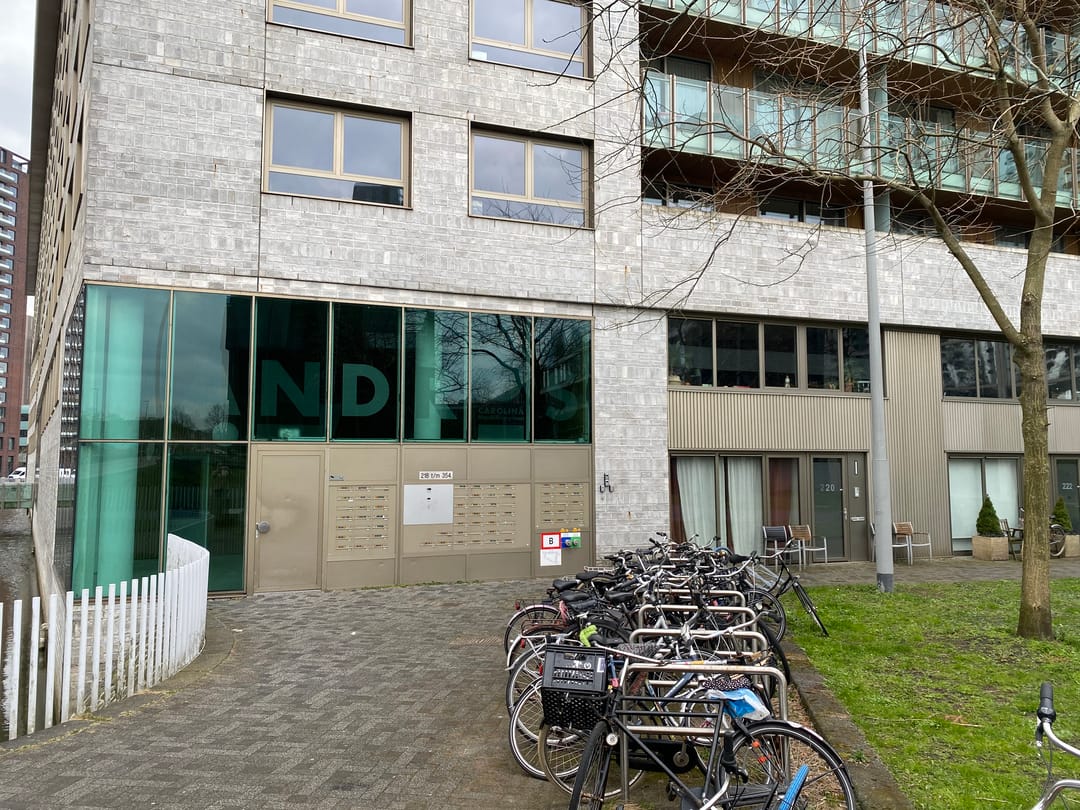 Foto 1 van Carolina MacGillavrylaan 228