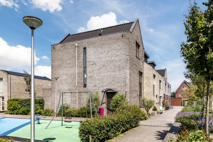 Foto 7 van Boterbloem 14