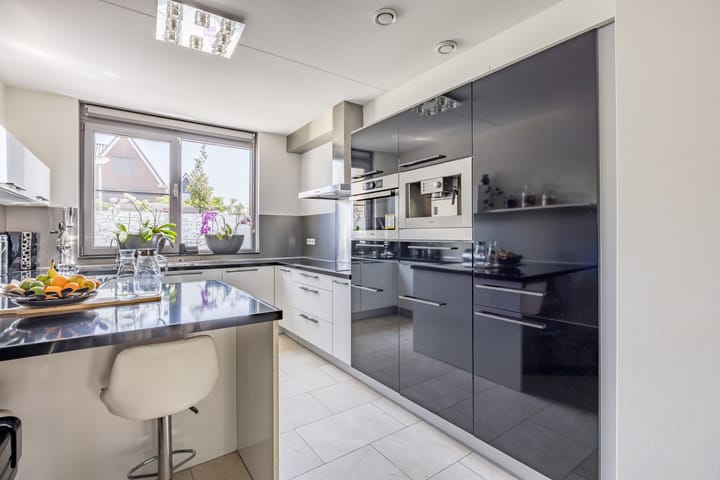 Foto 23 van Boterbloem 14