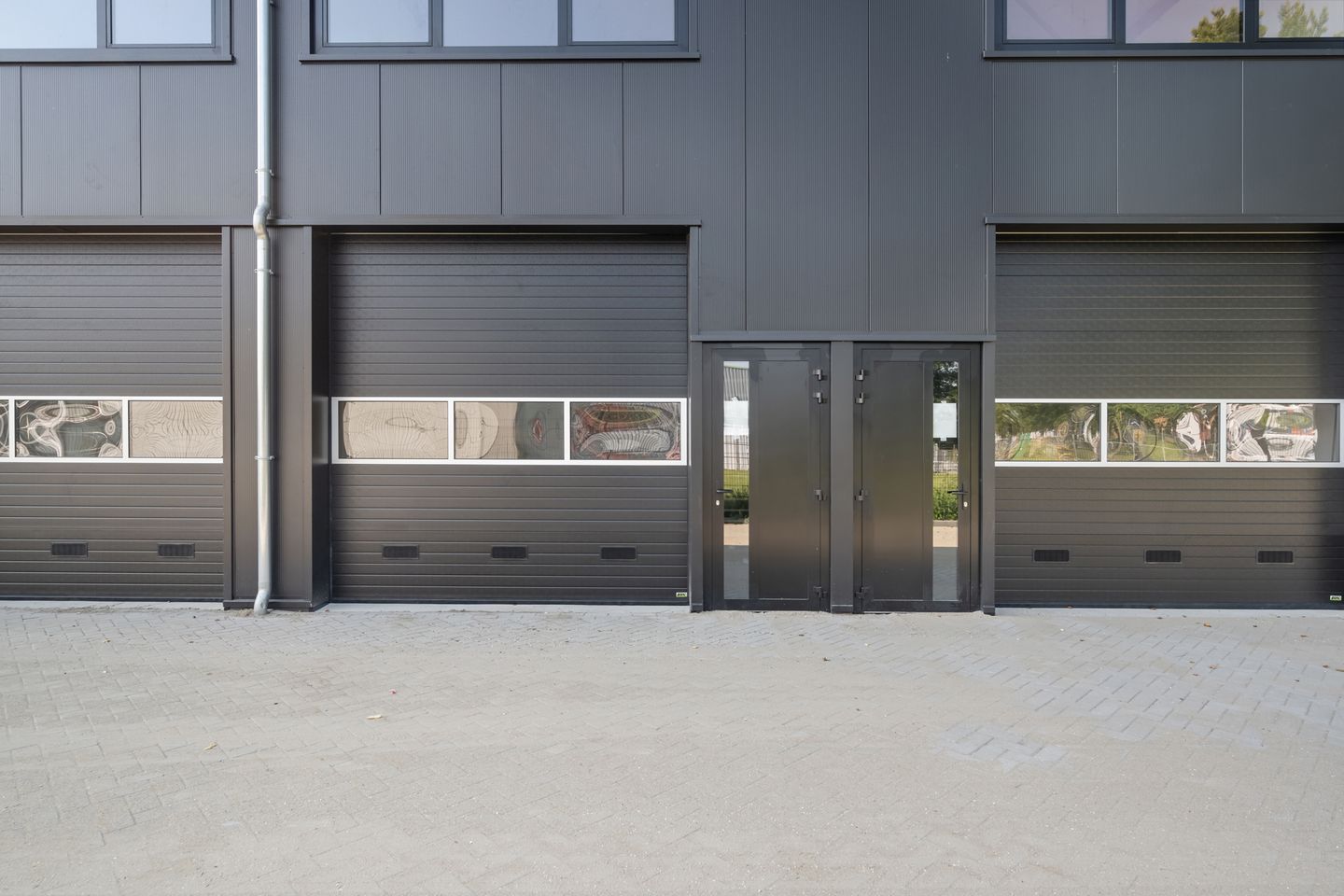Bekijk foto 1 van Antonie van Leeuwenhoekstraat 1-C4