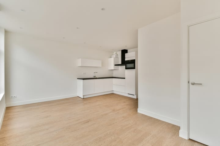 Photo 3 of Gerard Doustraat 52-1