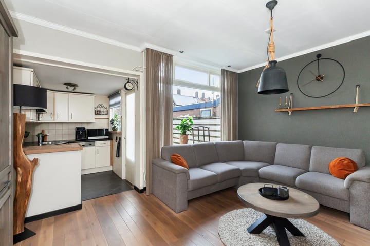 Photo 11 of Zeevaartstraat 16