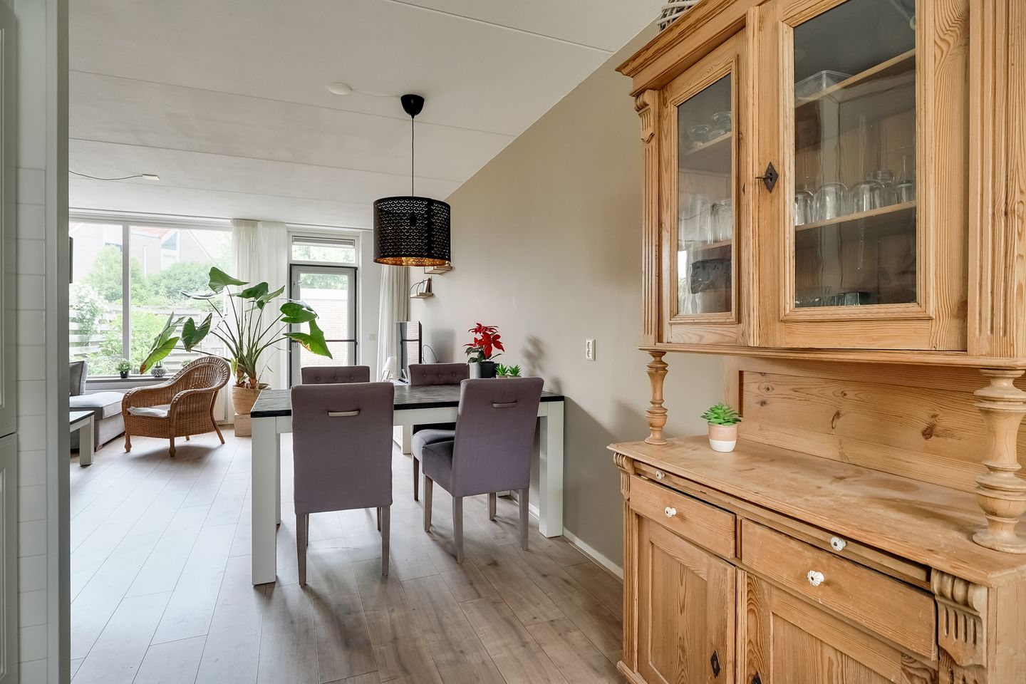 Foto 20 van Cypres 3