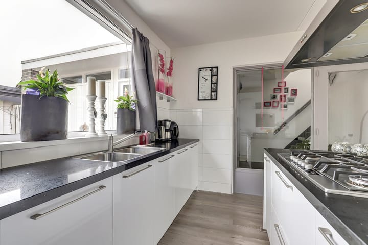 Foto 13 van Van Kleffenslaan 77