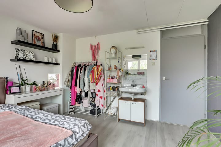 Foto 19 van Van Kleffenslaan 77