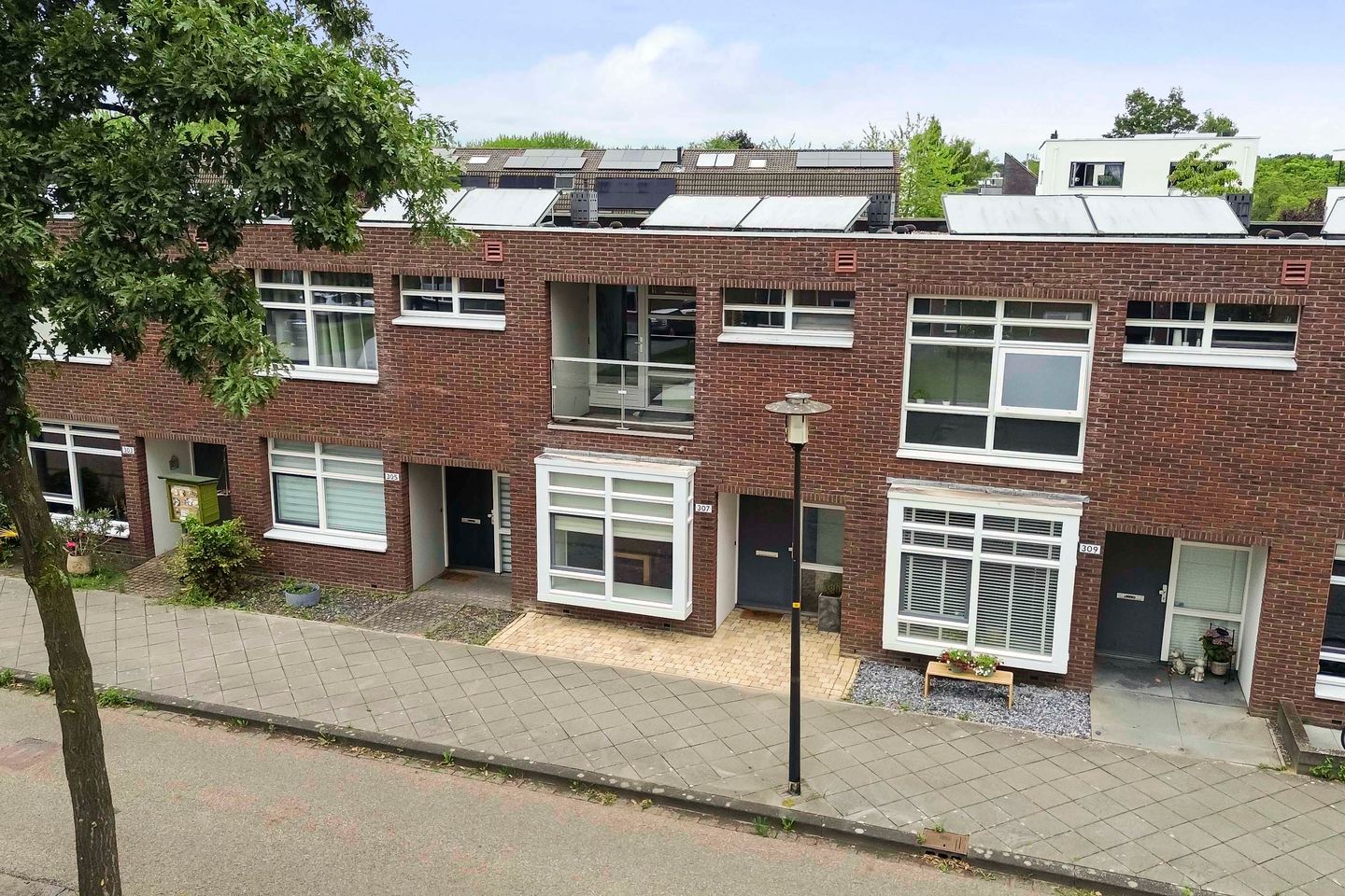 Foto 1 van Zonnewende 307