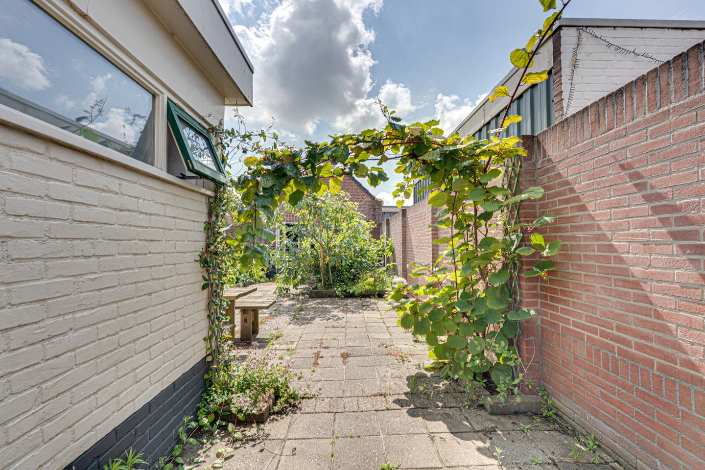 Foto 35 van Spoorstraat 188