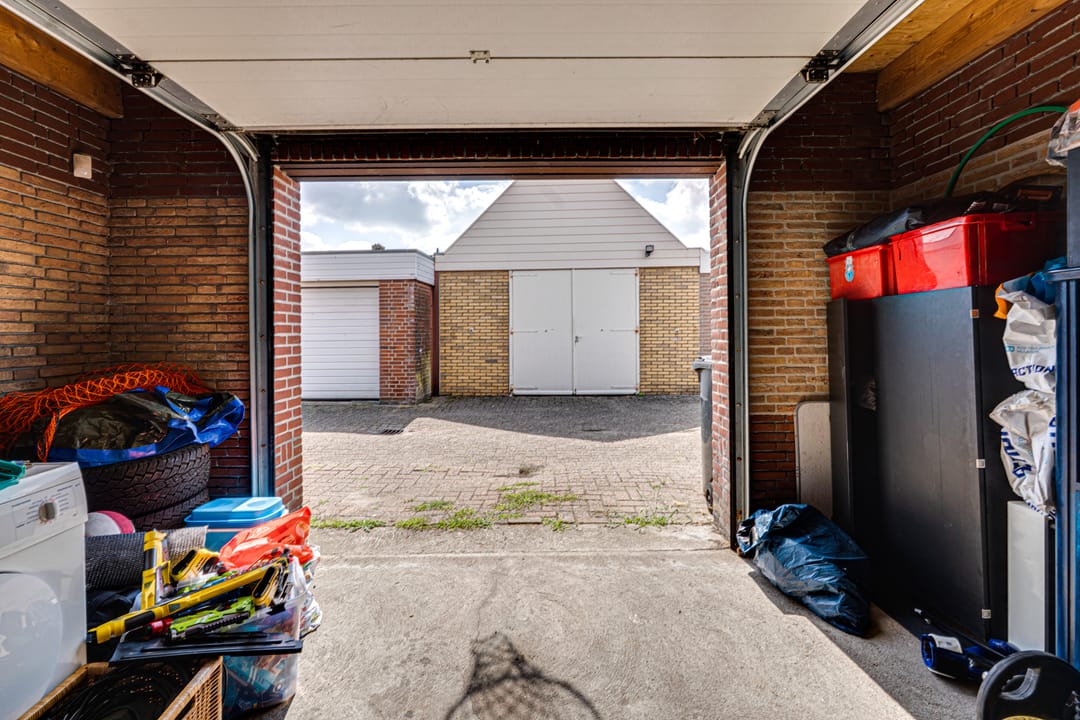 Foto 43 van Spoorstraat 188