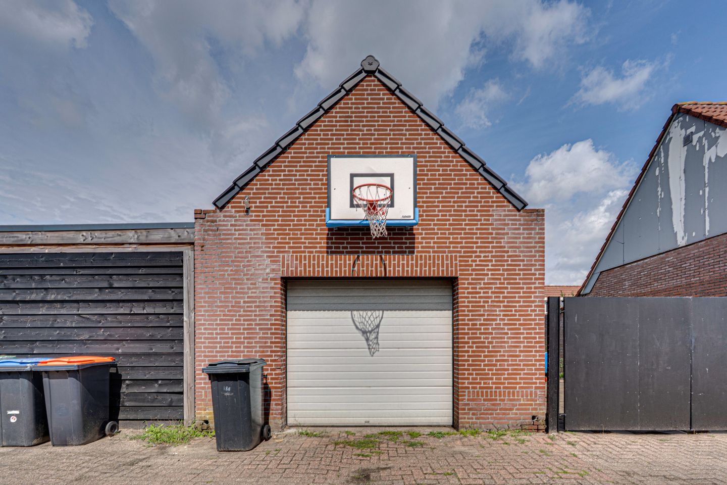 Foto 44 van Spoorstraat 188