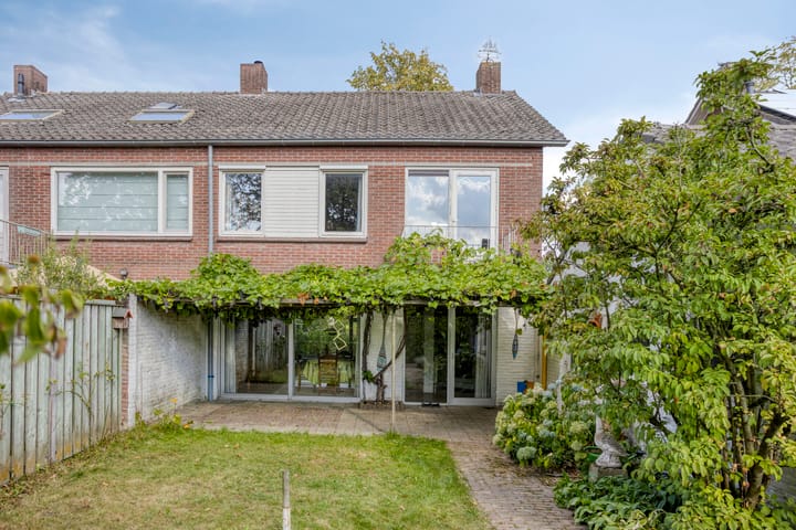 Foto 30 van Eeuwselsestraat 8