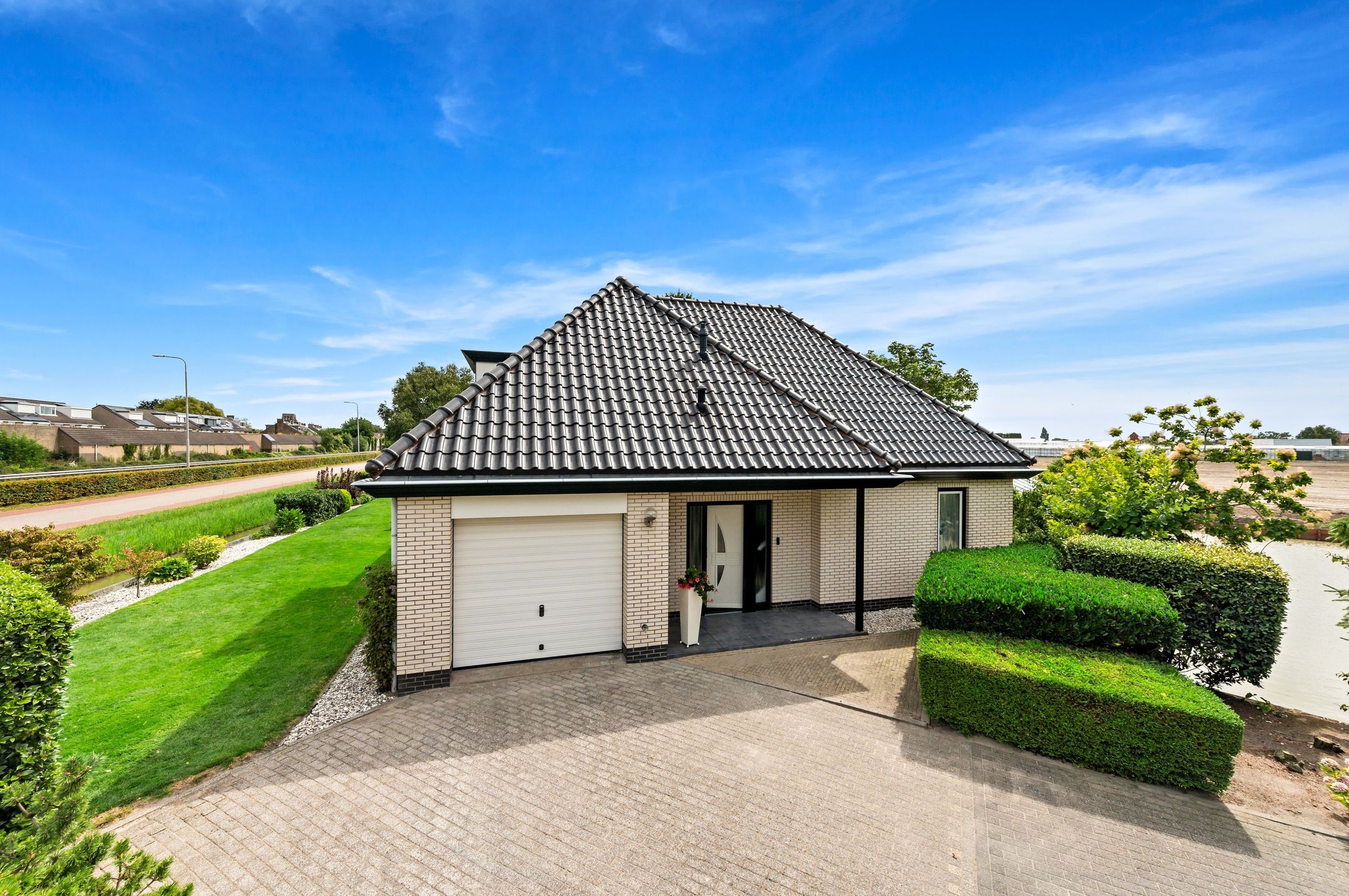 Foto 6 van Burgemeester van Doornlaan 1-B