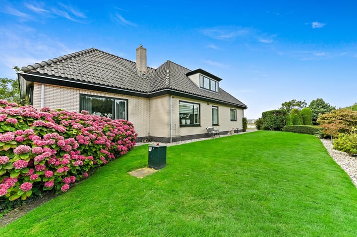 Foto 30 van Burgemeester van Doornlaan 1-B