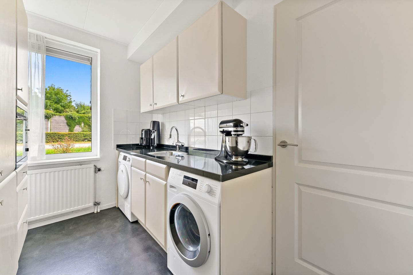 Foto 40 van Burgemeester van Doornlaan 1-B