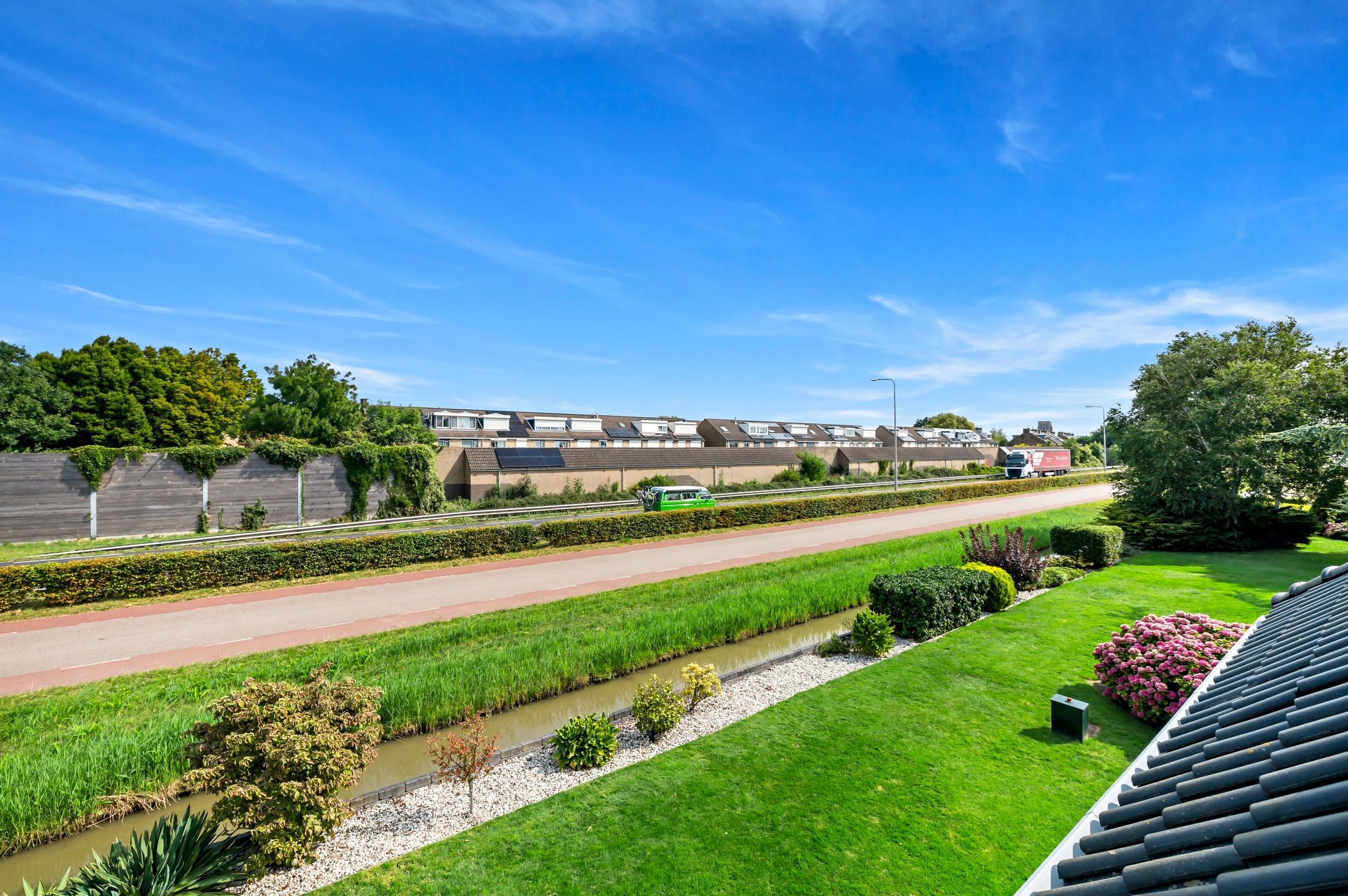 Foto 69 van Burgemeester van Doornlaan 1-B