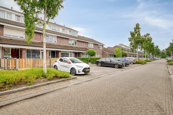 Foto 2 van Max Ernststraat 66