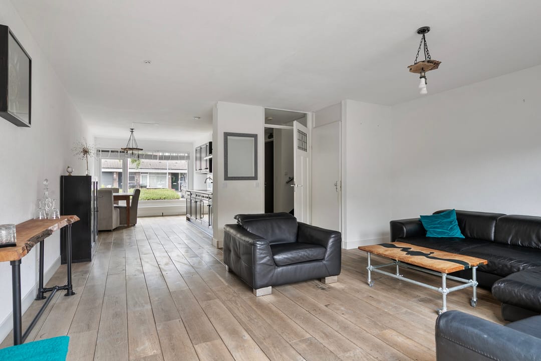 Foto 8 van Max Ernststraat 66