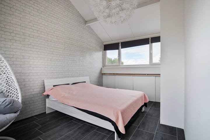 Foto 27 van Max Ernststraat 66