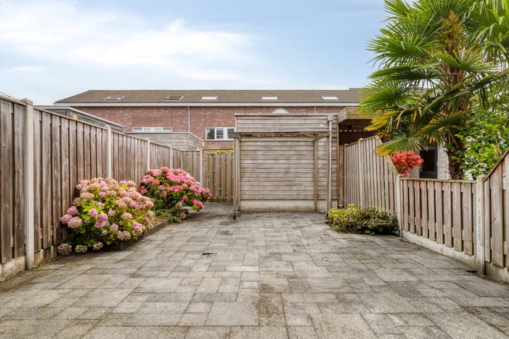 Foto 30 van Max Ernststraat 66